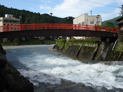 小駄良川