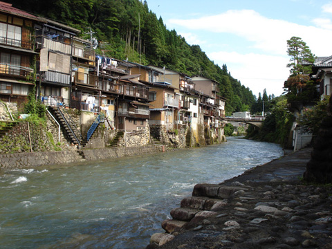 小駄良川
